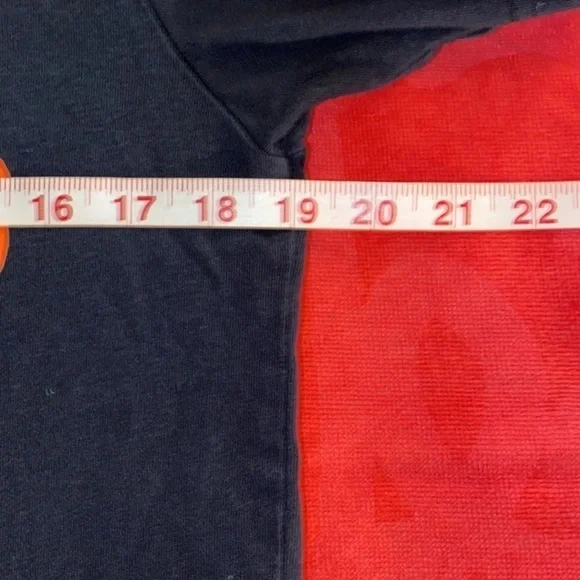 Unisex UNIQULO x Disney “Magic For All” Collaboration Mickey Tropical Sunset Tee - Picture 8 of 9